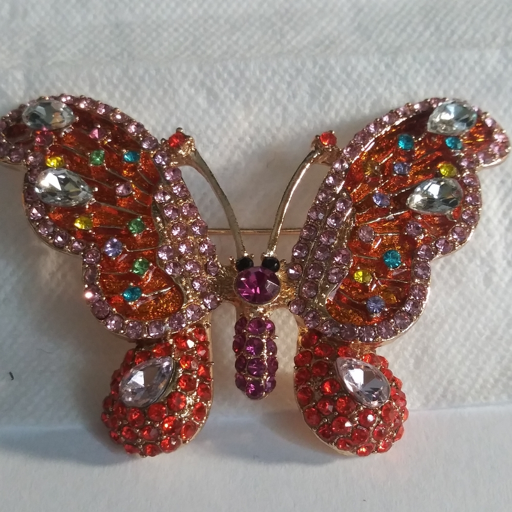 🦋Betsey Johnson Rhinestone Butterfly Brooch